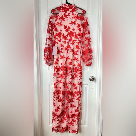 JS Collections Embroidered Floral Lace Long Sleeve Gown Size 4 - Picture 2 of 10
